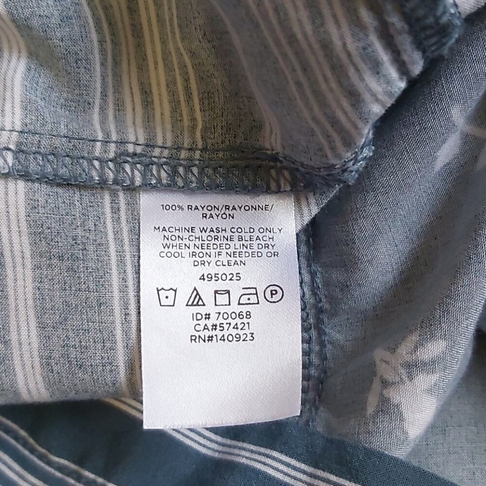 LOFT Rayon Dress Size Medium - Picture 7 of 7